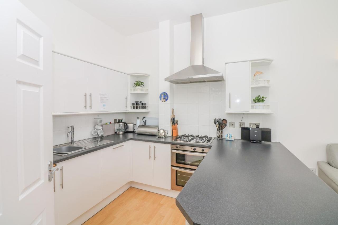 Oceans Side Apartment Илфракомб Екстериор снимка